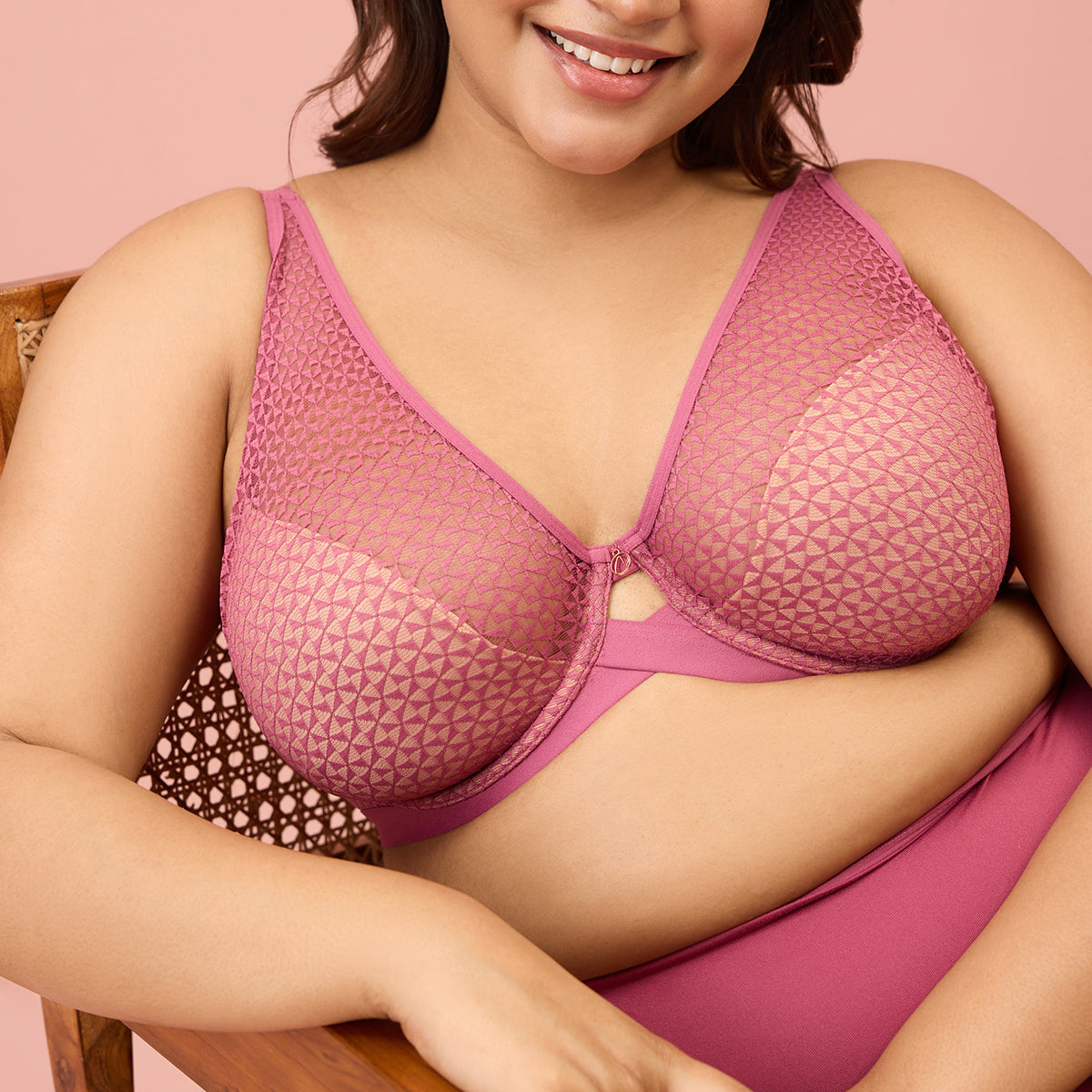Nykd by Nykaa Textured Lace Non Padded Wired Bra NYB140-Mauve