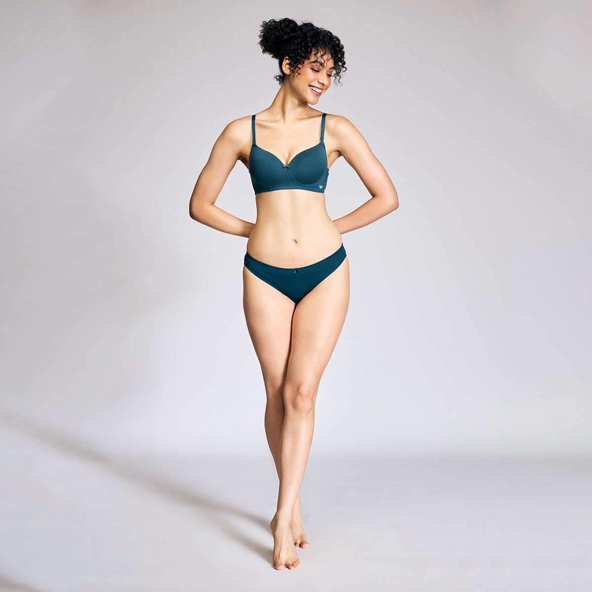 Nykd By Nykaa Breathe Cotton All Day Comfort Padded Non Wired T-Shirt Bra Nyb198 S Blue