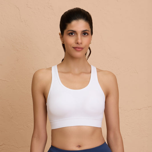Nykd By Nykaa Cotton Stretch Slip On Sports Bra with Removable Cups NYK059 White