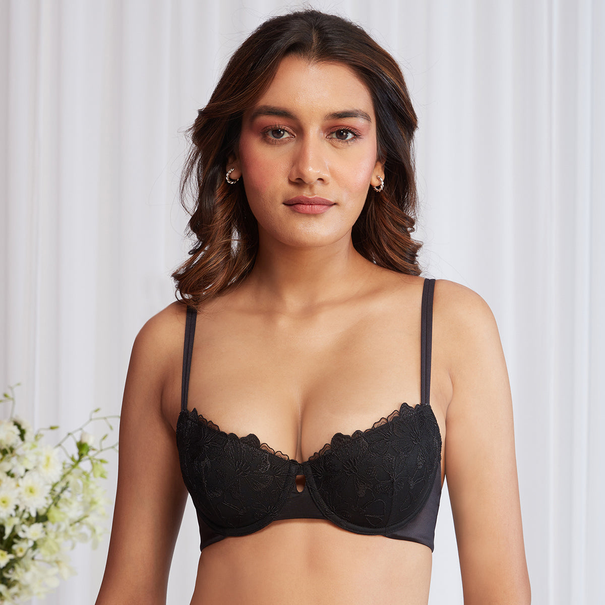 Buy Nykd By Nykaa Minimiser Bra - Non Padded, Full Coverage, Wire