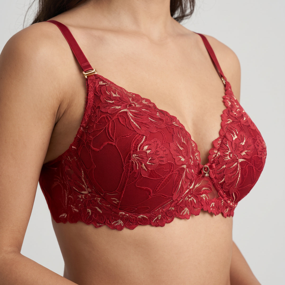 Nykd By Nykaa The Bridal Edit Lacy T-Shirt Padded Non-Wired Bra-NYB477 Red