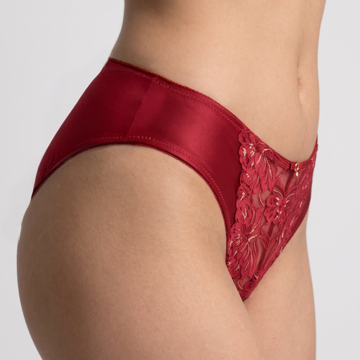 Nykd By Nykaa The Bridal Edit Lace Hipster-NYP440 Red