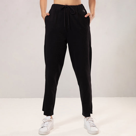 Nykd by Nykaa Cotton Terry Jogger with Adjustable Waist & Hi-low Hem Detail-NYAT236-A-Jet Black