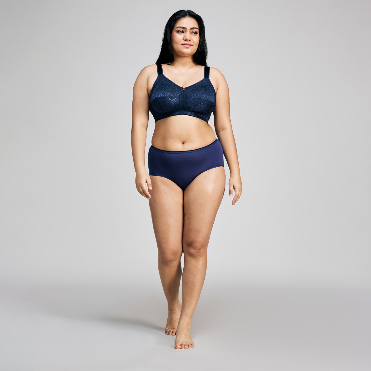 Nykd By Nykaa Ultimate No Bulge, Shape & Support Non Padded Non Wired Lace Bra NYB033 Navy Blue