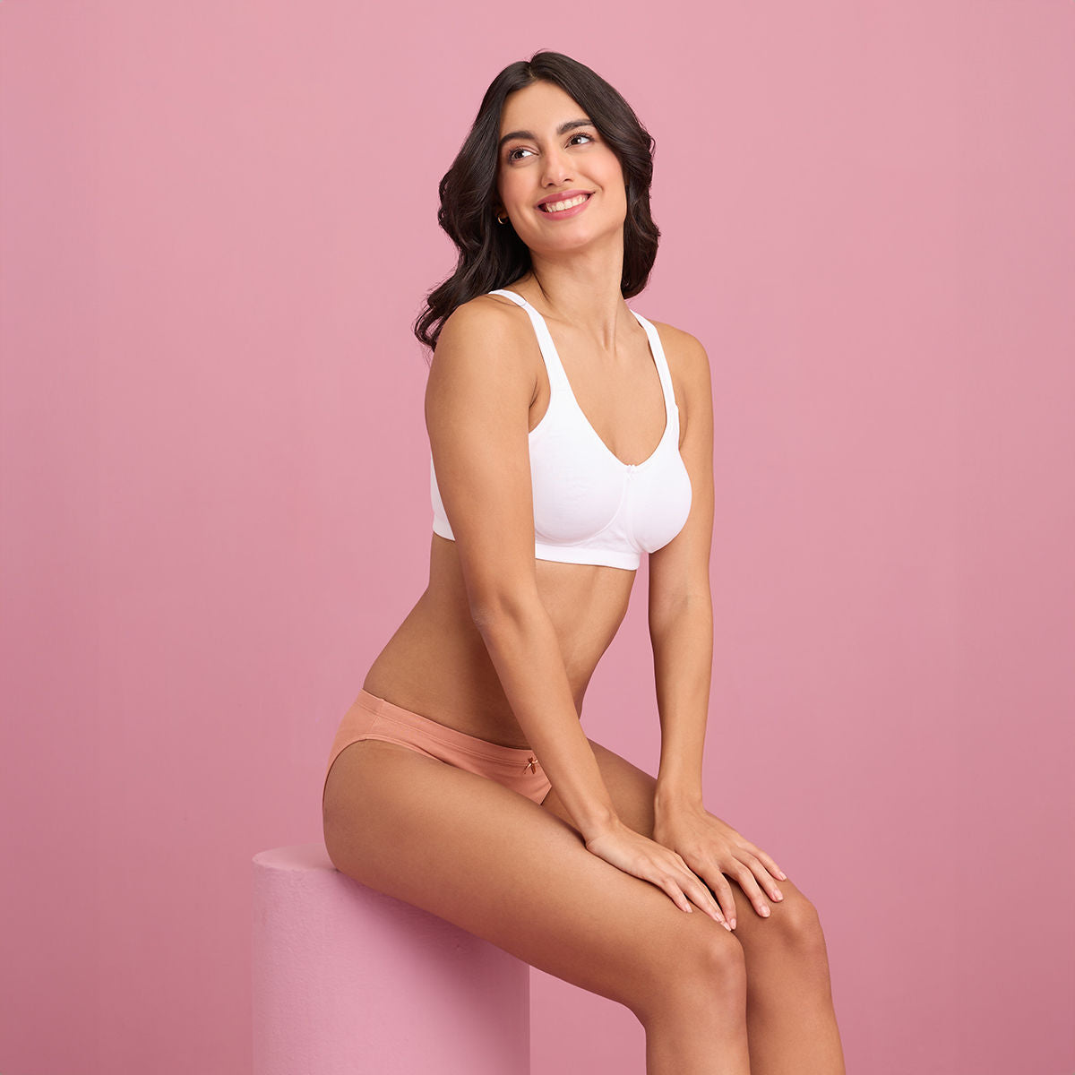 Nykd By Nykaa No Sweat Breast Separating Breathe Cotton Non Padded Non Wired Bra White