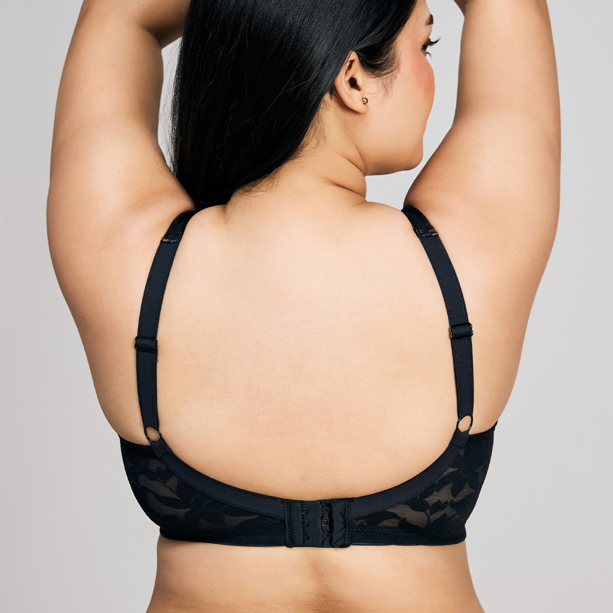 Nykd by Nykaa Shape & Sculpt TRUE Support Non Padded Non Wired Lace Bra NYB341 Black