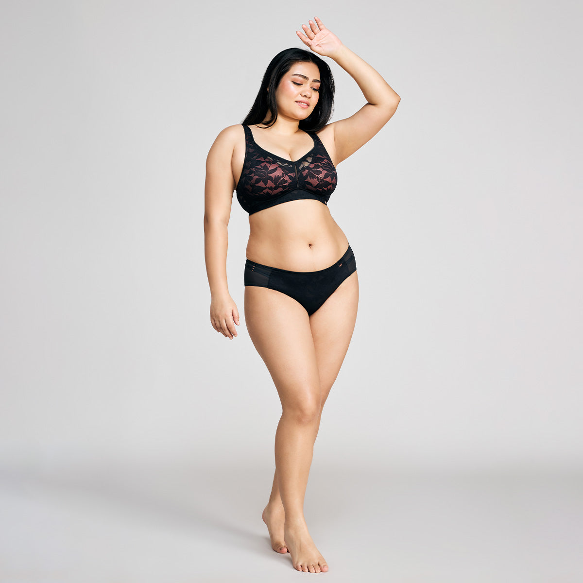 Nykd by Nykaa Shape & Sculpt TRUE Support Non Padded Non Wired Lace Bra NYB341 Black