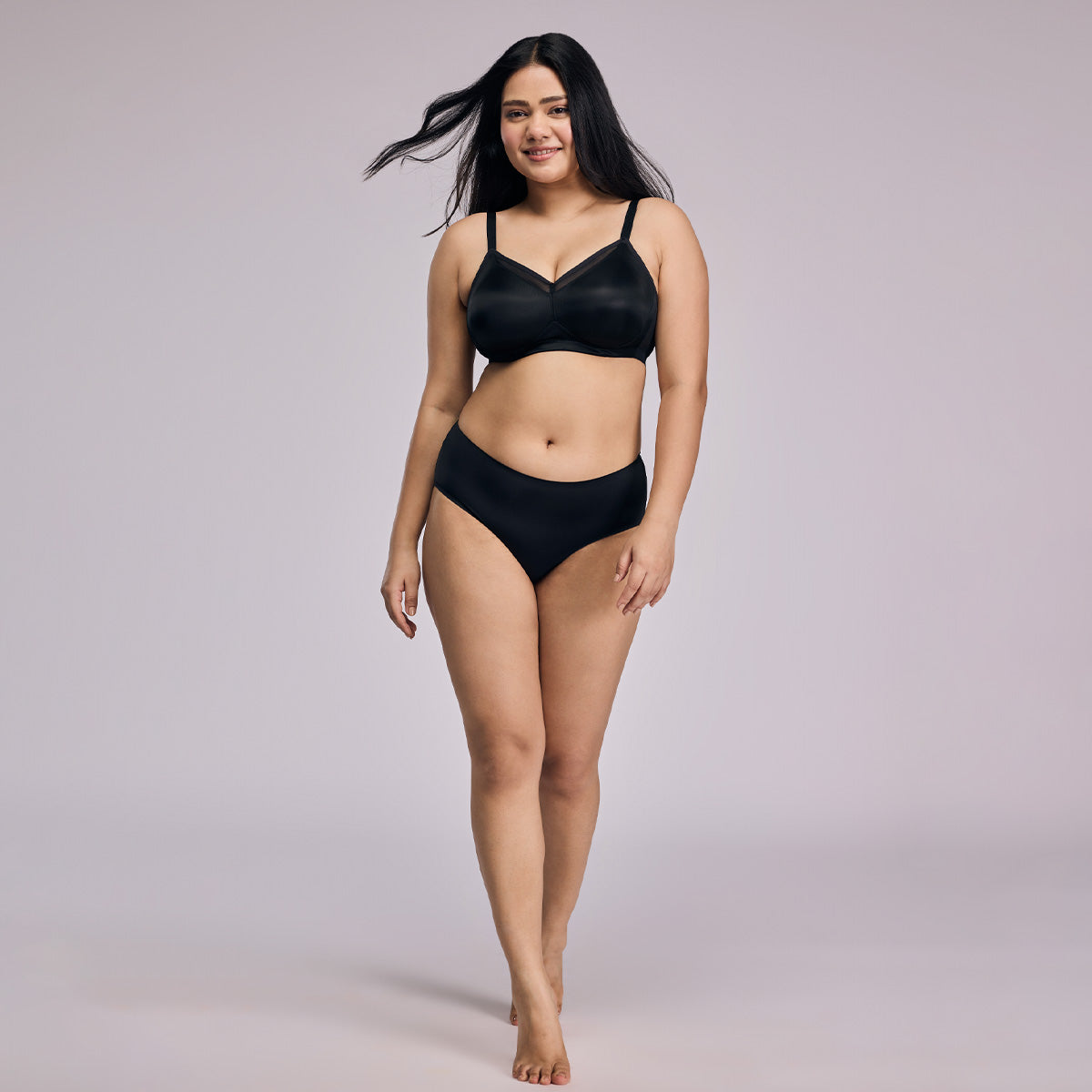 Nykd by Nykaa Magic Minimiser Non Padded Non Wired BRA-NYB380-Black