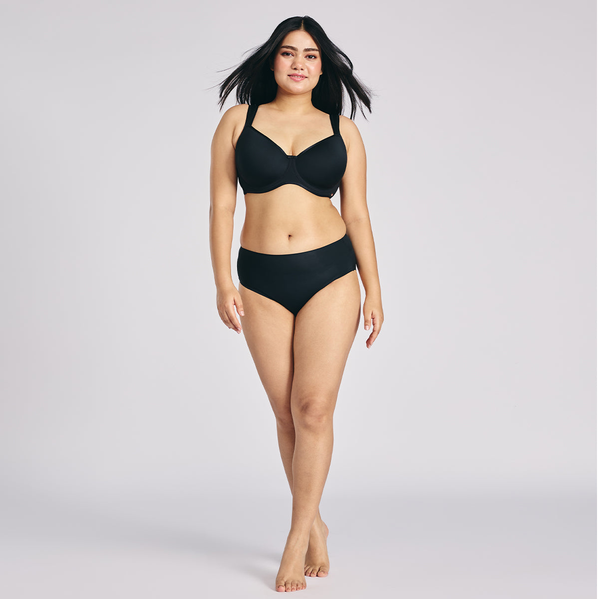 Nykd by Nykaa AirFlex Spacer Lightly Padded Non Wired Breathable Bra-Black NYB423