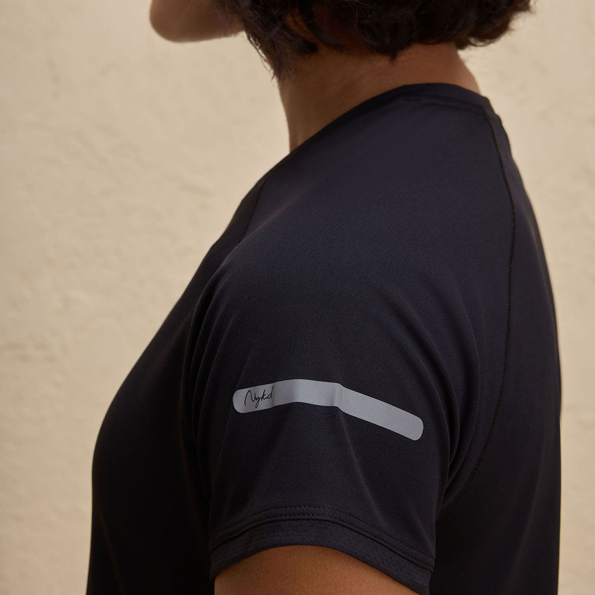 Nykd By Nykaa Quick Dry Half Sleeves Regular Fit Running Sports Tee NYK033 Bright Blue