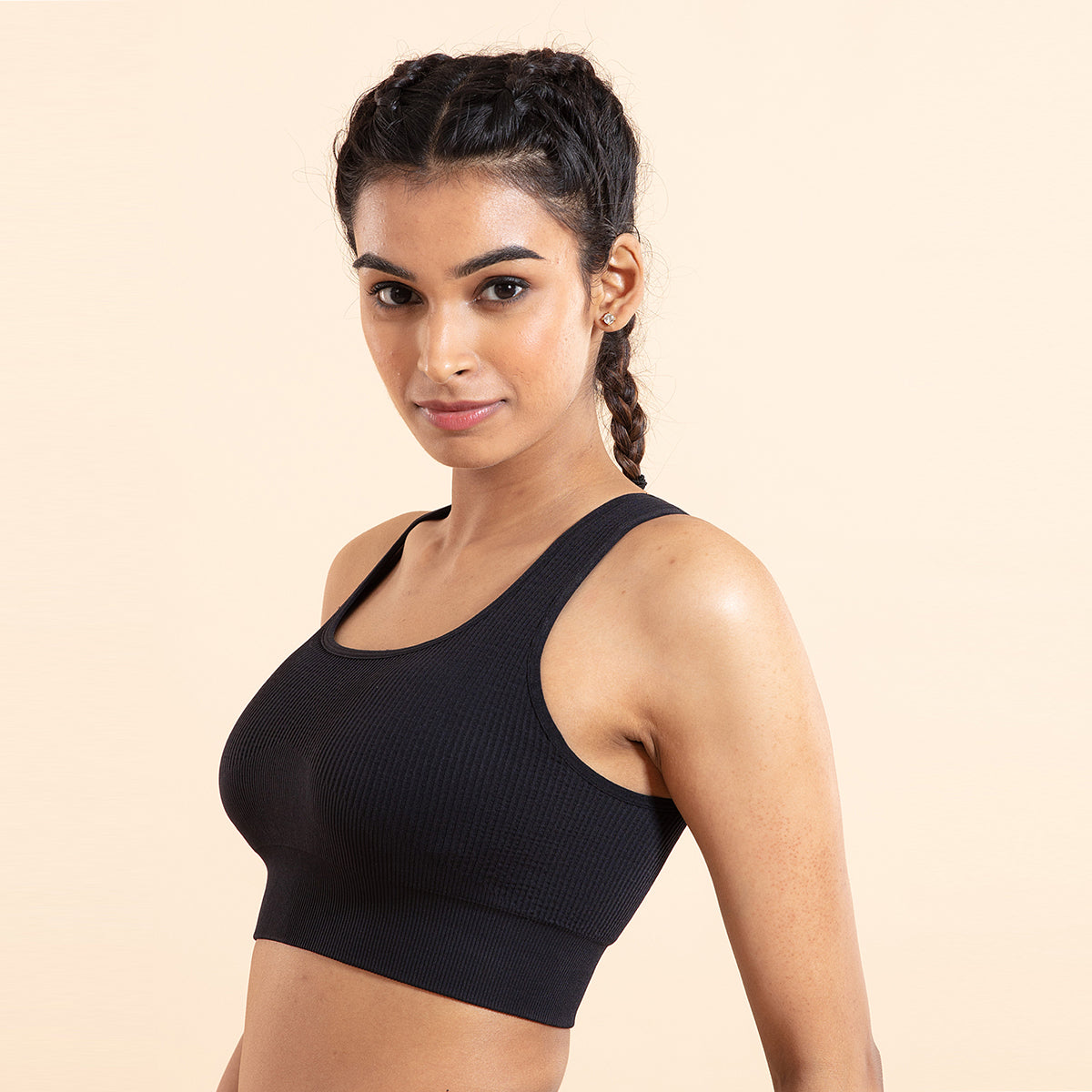 Nykd All Day Seamless Sports Bra with removable cookies- NYK096 Jet Bl –  Nykd by Nykaa