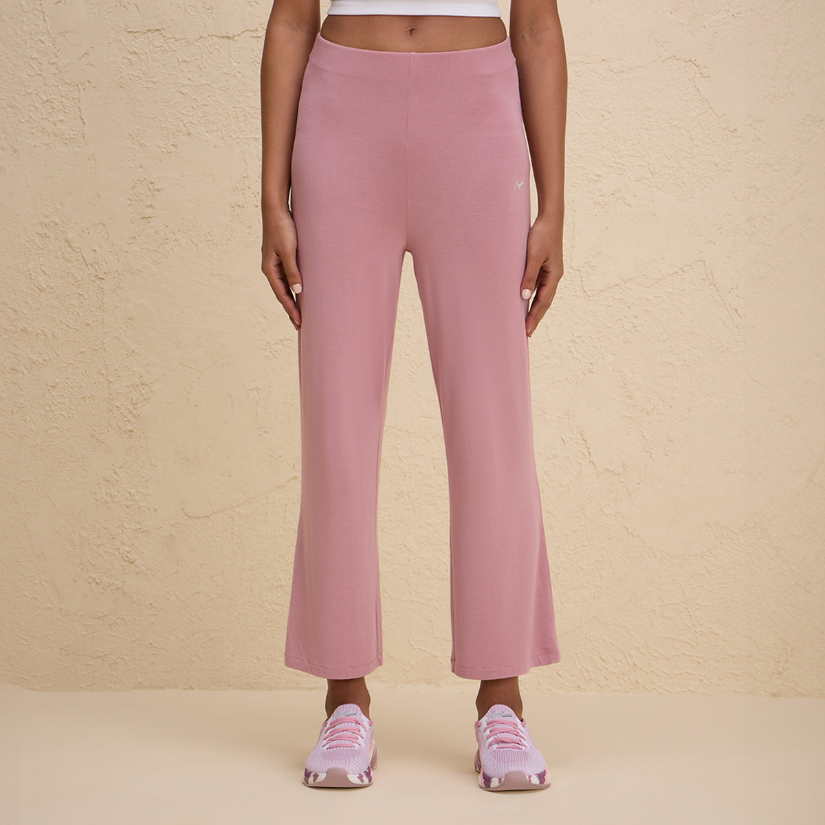 Nykd By Nykaa Summer Essential Super Soft and Comfy Modal Cropped Pants-NYLE059-Mauve
