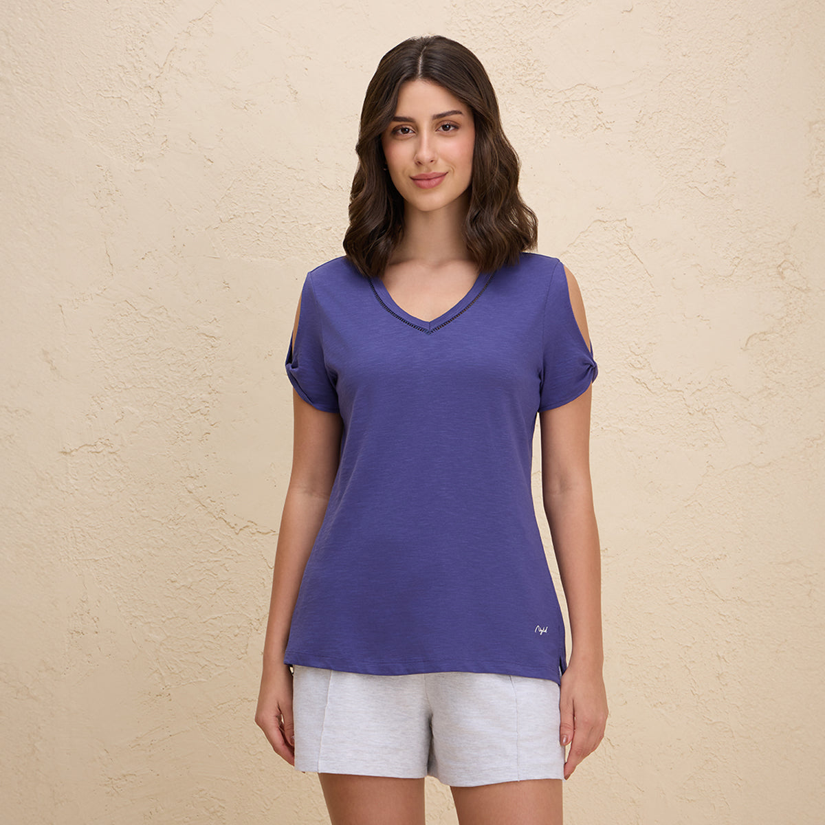 Nykd By Nykaa Summer Essential Super Comfy Relaxed V Neck Slub Cotton Tee-NYLE513-Blue