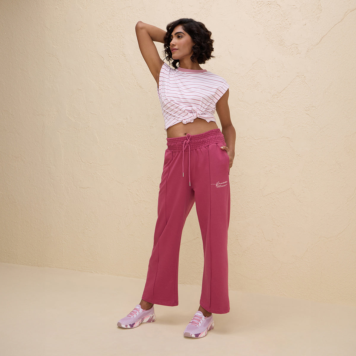 Nykd By Nykaa Smocked Waist Cotton French Terry Straight Lounge Pants-NYLE604-Grape