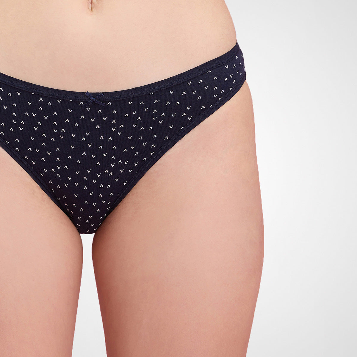 Nykd by Nykaa Low Rise Cotton Bikini Panty with Outer Elastic-NYP030-PO5