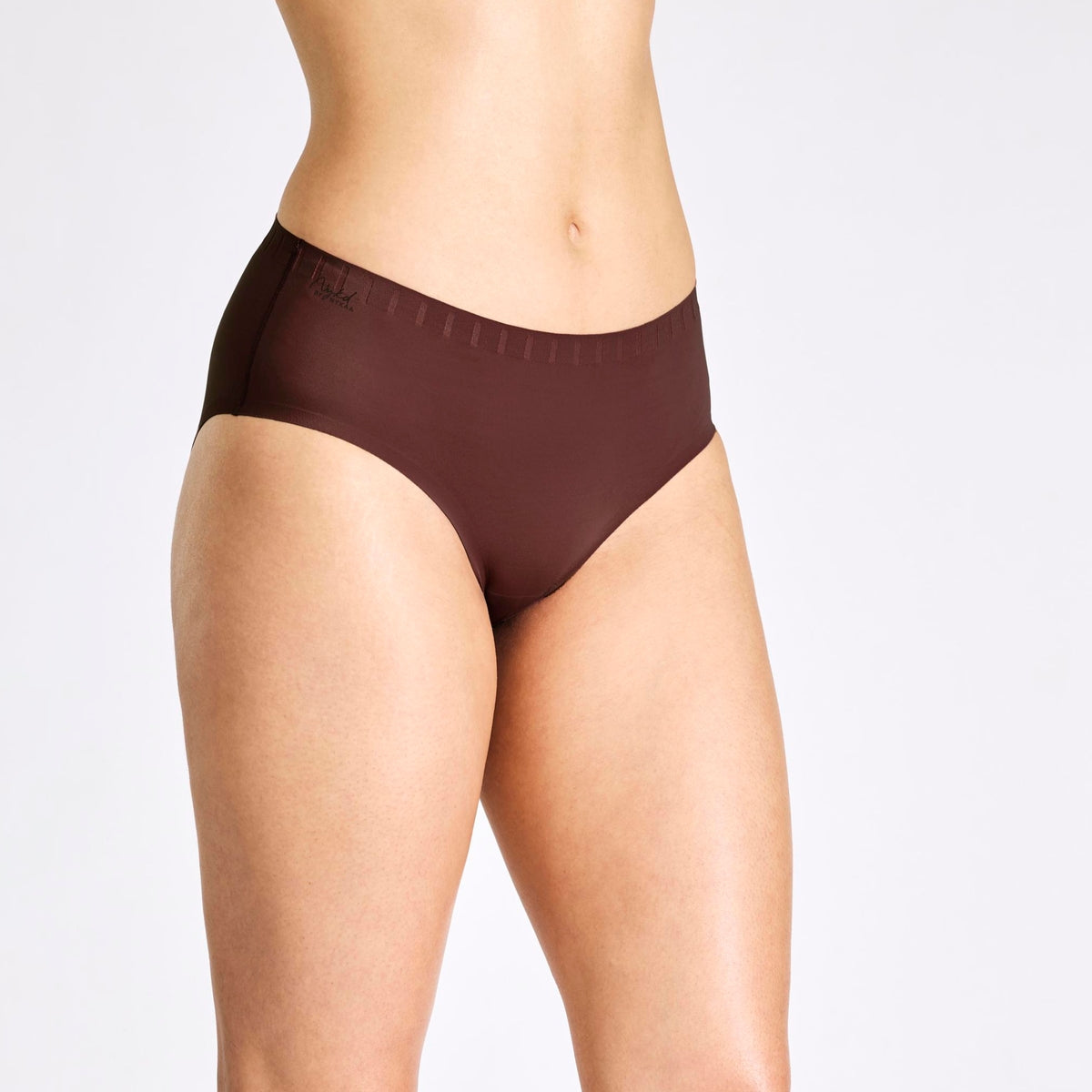Nykd by Nykaa InvisiBlend™ No VPL Hipster NYP356-R Brown