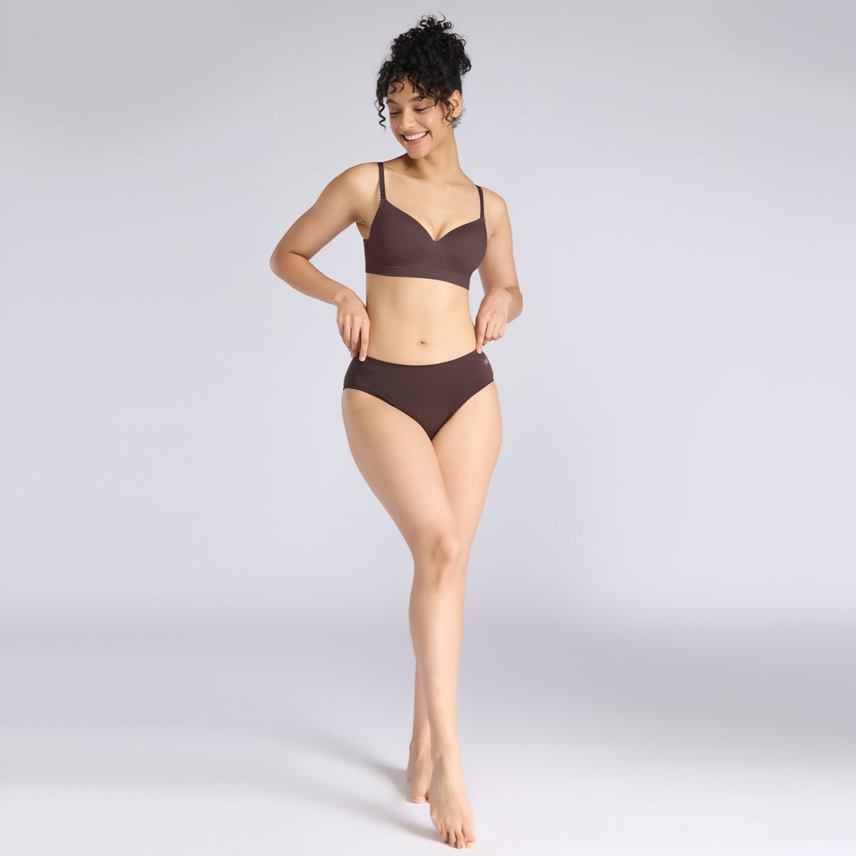 Adapt360° Seamless Hipster Panty with No-Roll, Dig-Free Fit & Cotton Gusset NYP410 Brown