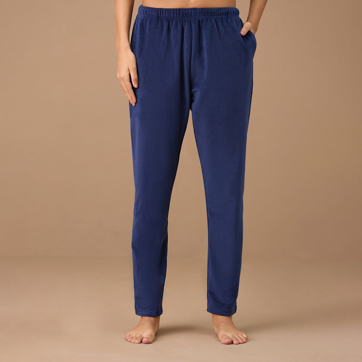 Luxe Velour Pants in Relaxed Fit - NYS048 - Navy