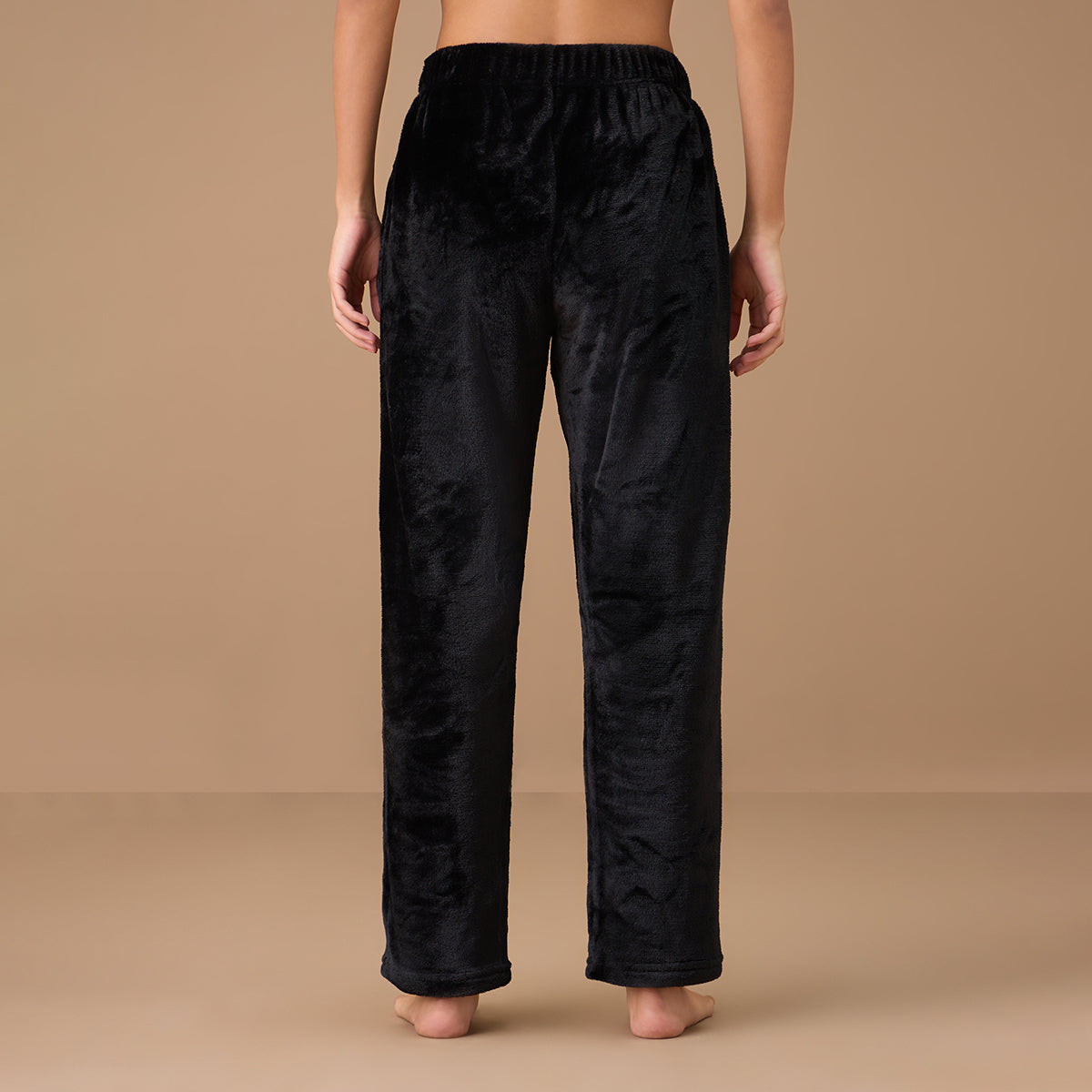 Nykd By Nykaa Luxe Fur Pants - NYS121 - Jet Black