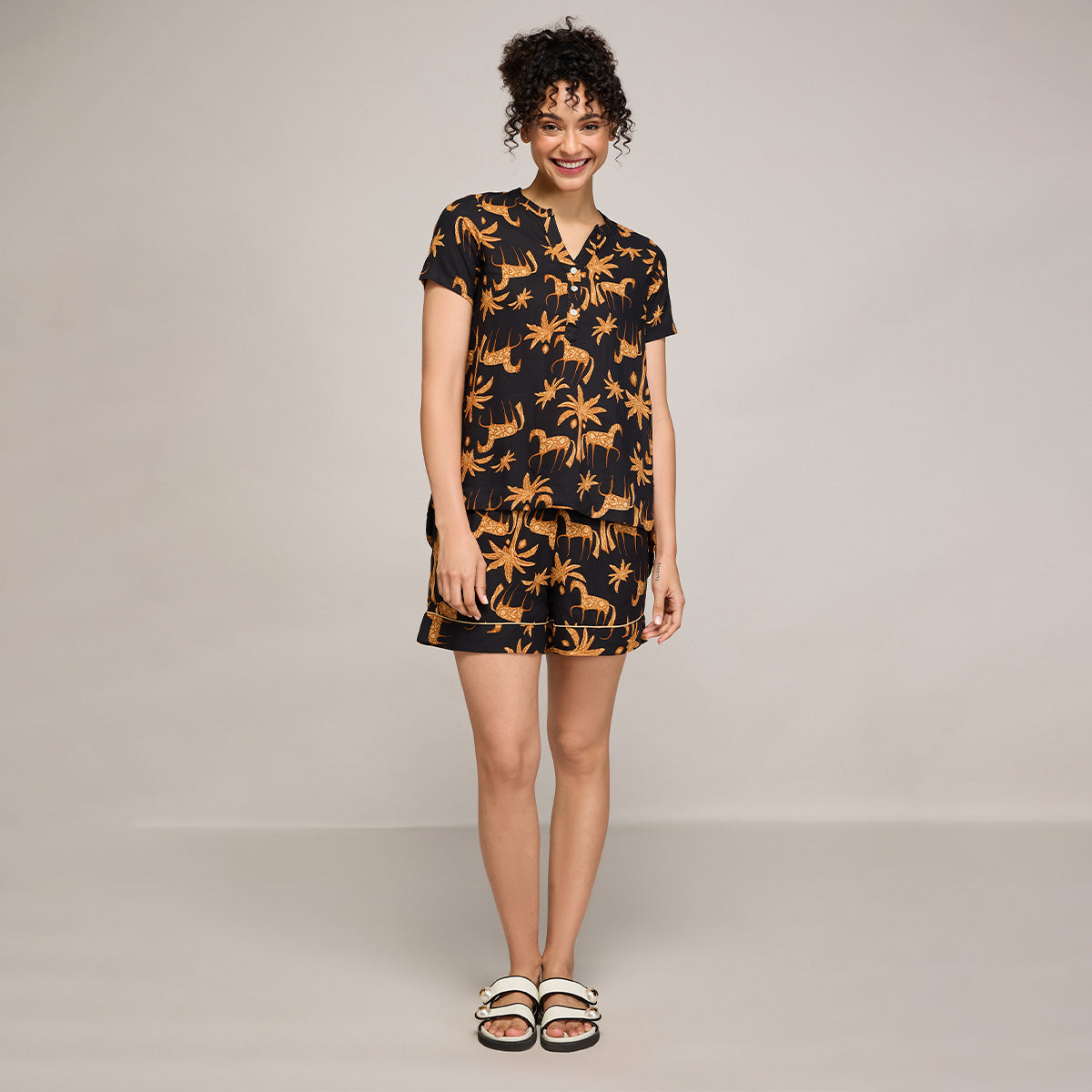 NYKD BY NYKAA BREEZY RAYON SHORTS WITH ELASTICATED WAIST & POCKETS NYS908 CHARCOAL