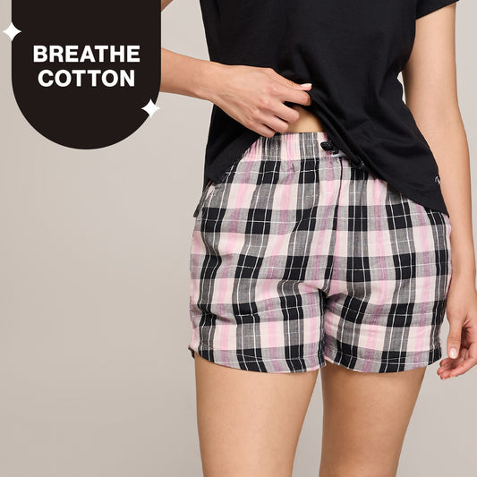 Nykd By Nykaa Essential Cotton Shorts With Pockets & Adjustable Waist Nys914 Black Pink Check