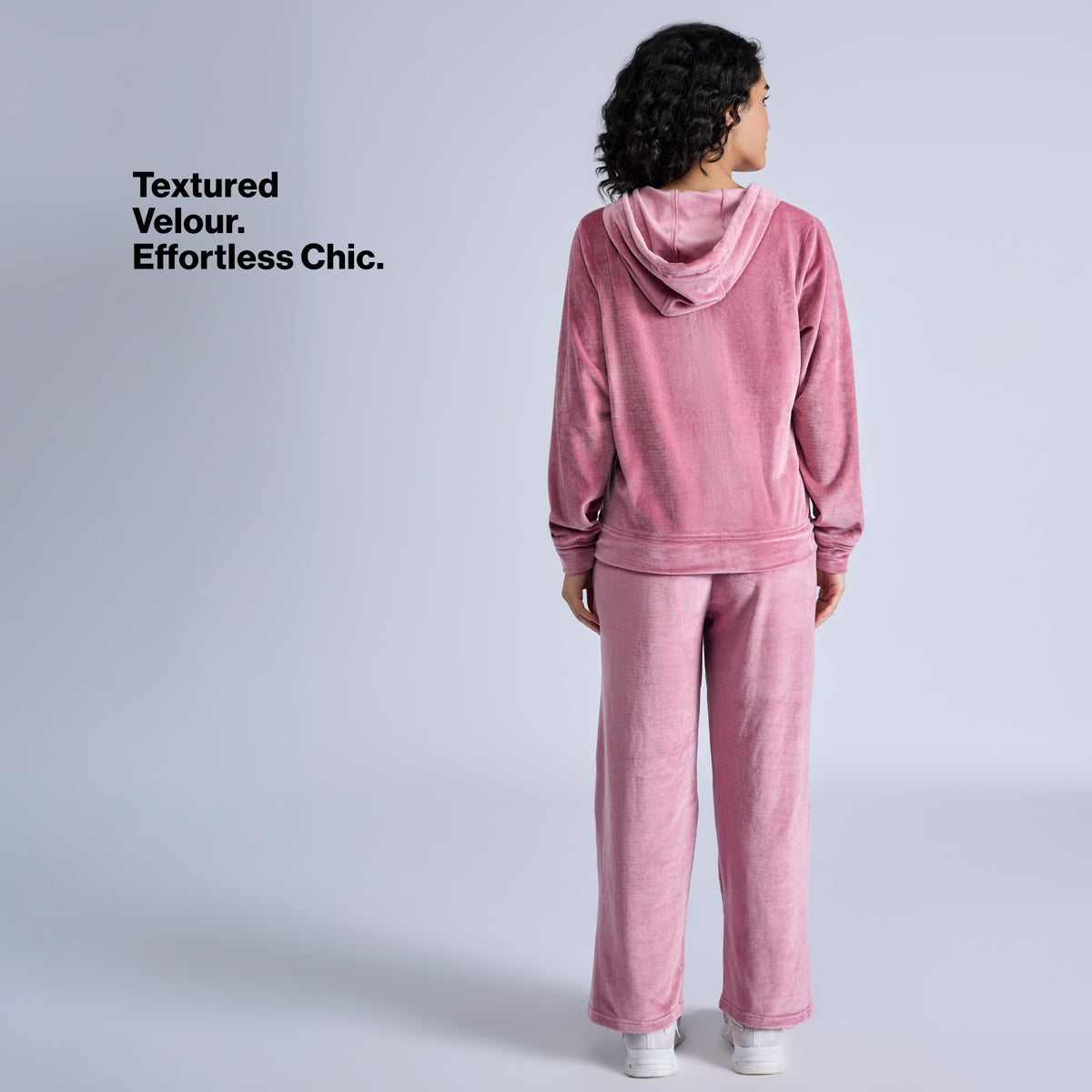 Nykd By Nykaa Cozy Textured Velour Pants With Super Soft Brushed Inner Nys919 Pink