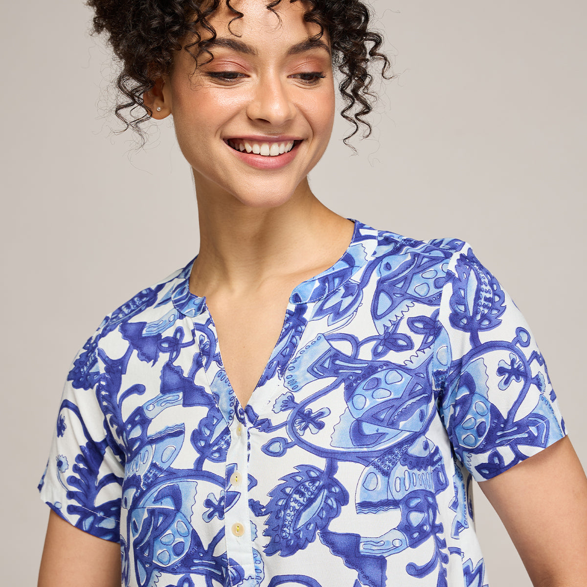 NYKD BY NYKAA BREEZY RAYON SHORTS COORD SET WITH FLATTERING HIGH LOW HEM TOP NYS930 BLUE