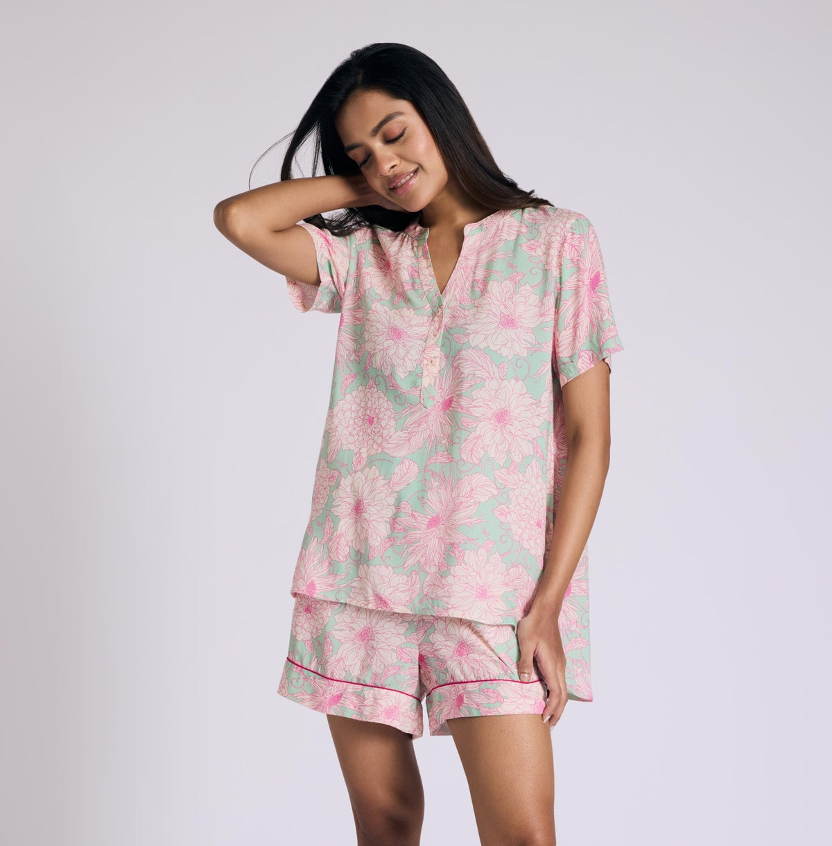 Nykd by Nykaa Breezy Rayon Shorts Coord Set With Flattering High Low Hem Top Nys930 Green Floral