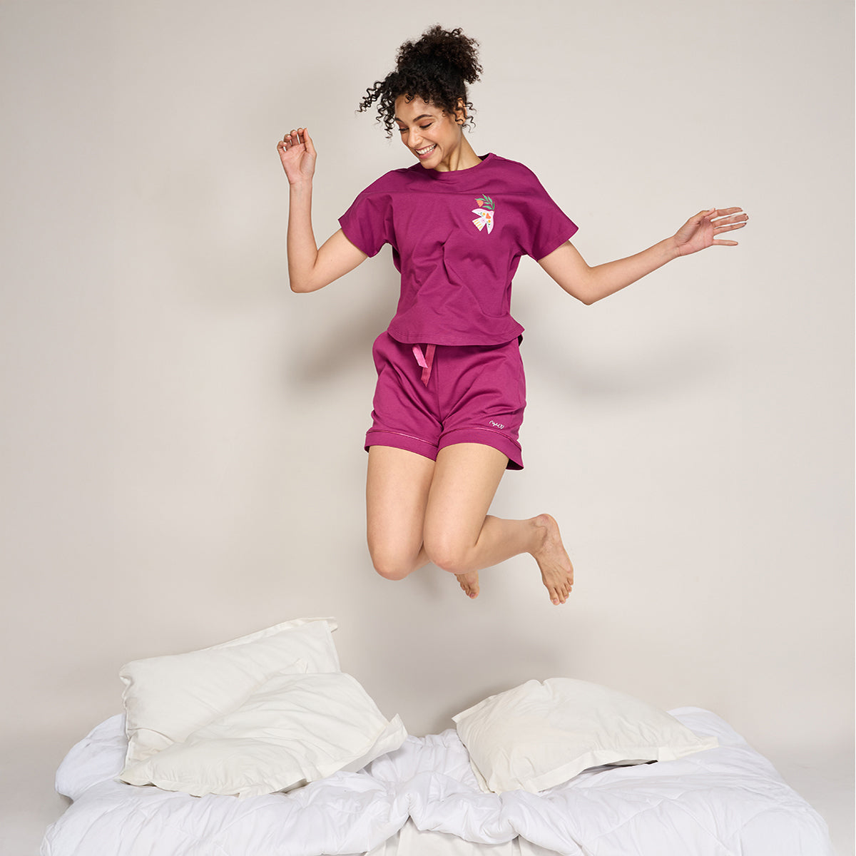 NYKD BY NYKAA BUTTERY SOFT MODAL COTTON GRAPHIC TEE WITH EXTENDED SLEEVES NYS931 Wine