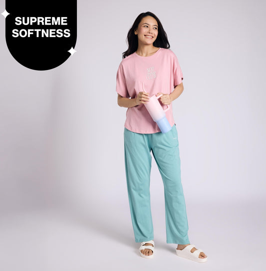 Nykd by Nykaa Buttery Soft Modal Cotton Pyjama Coord Set of 2 With Round Neck Graphic Tee Nys932 Pink Club