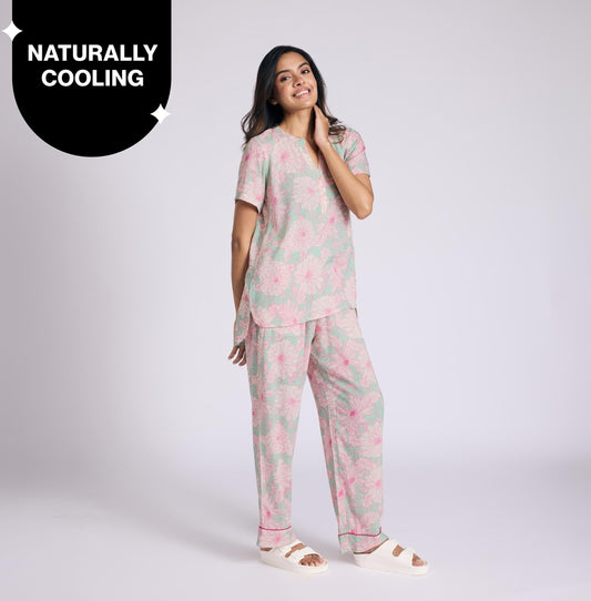 Nykd by Nykaa Breezy Rayon Pyjama Coord Set With Flattering High Low Hem Top Nys933 Green Floral