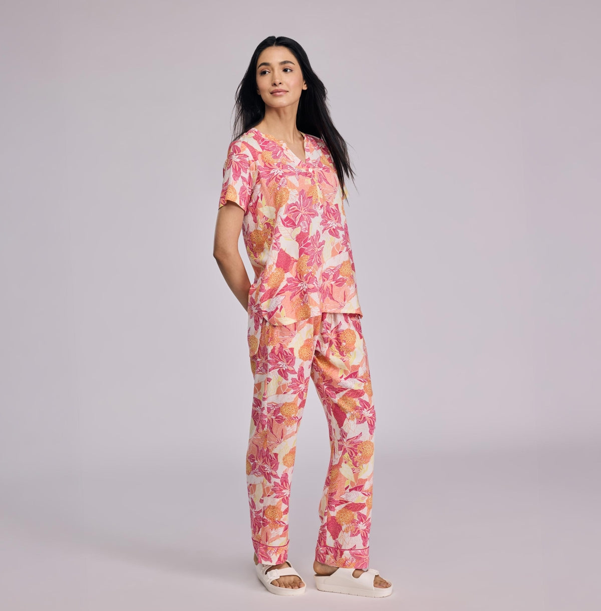 Nykd by Nykaa Breezy Rayon Pyjama Coord Set With Flattering High Low Hem Top Nys933 Pink Floral