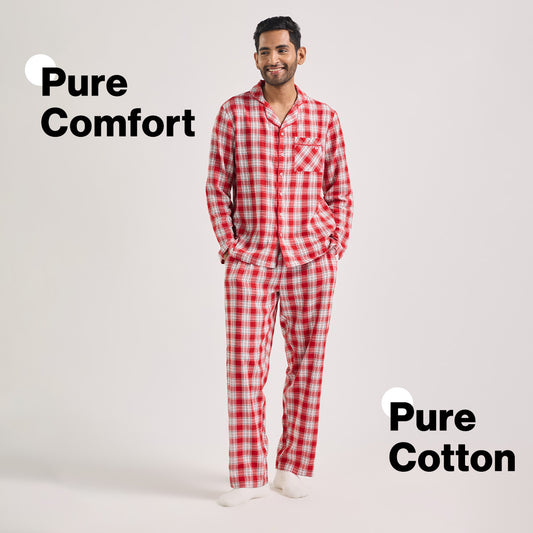 Nykd By Nykaa Holiday Special Matching Twinning FamJam Pyjama Set of 2 for Men in Super Soft Cotton -  NYS950 Red & White