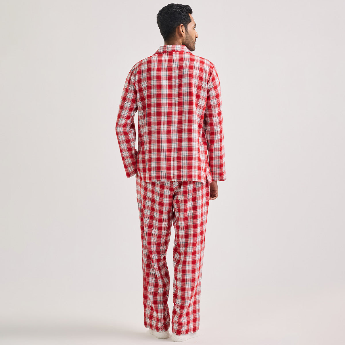 Nykd By Nykaa Holiday Special Matching Twinning FamJam Pyjama Set of 2 for Men in Super Soft Cotton -  NYS950 Red & White