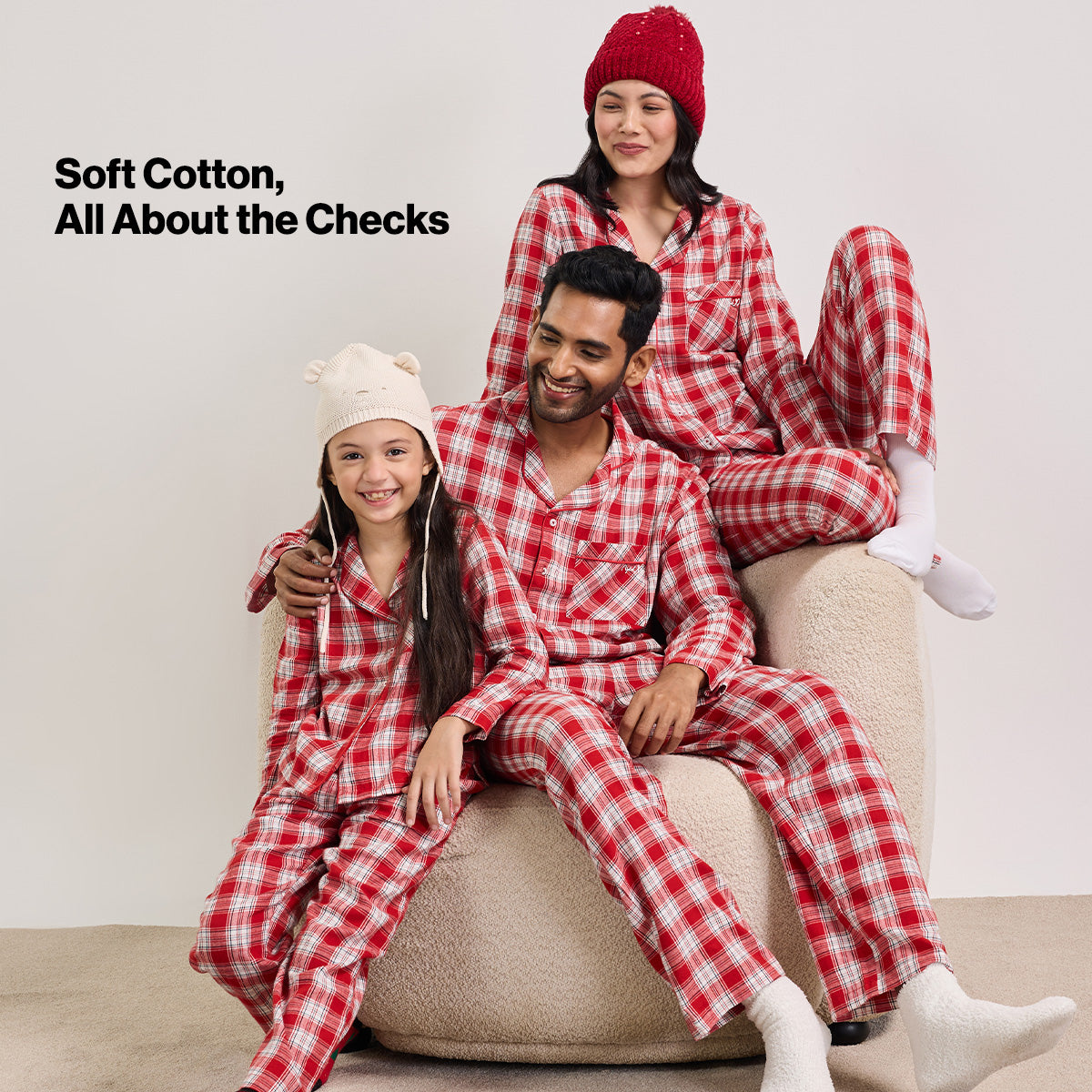 Nykd By Nykaa Holiday Special Matching Twinning FamJam Pyjama Set of 2 for Men in Super Soft Cotton -  NYS950 Red & White