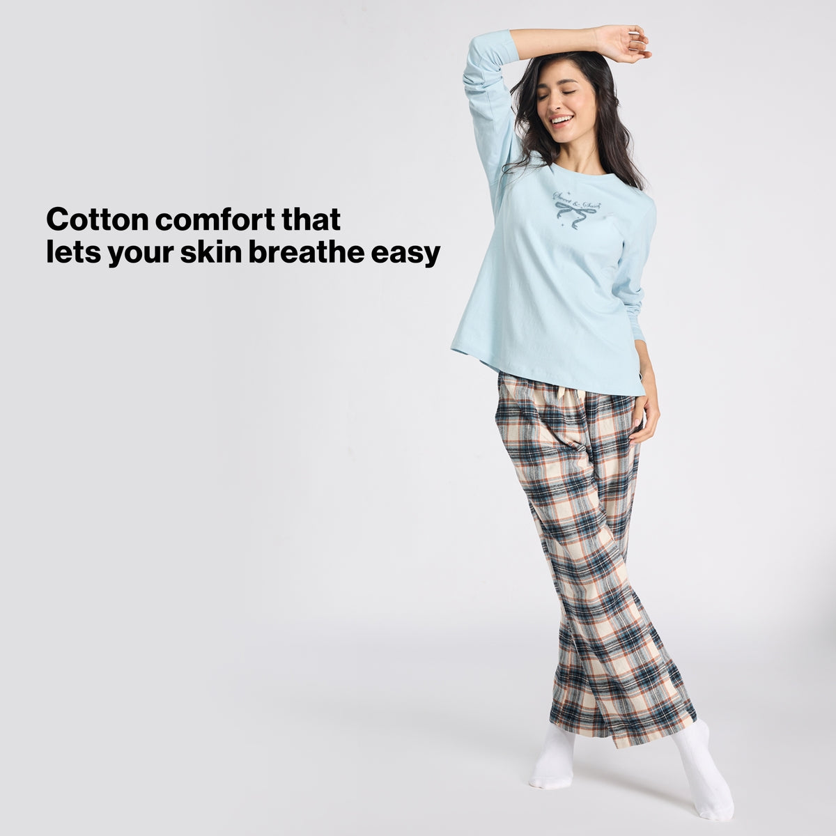 Nykd by Nykaa Set of 2 100% Cotton Flannel Pyjama With Full Sleeve Graphic Tee Nys969 Blue & Cream