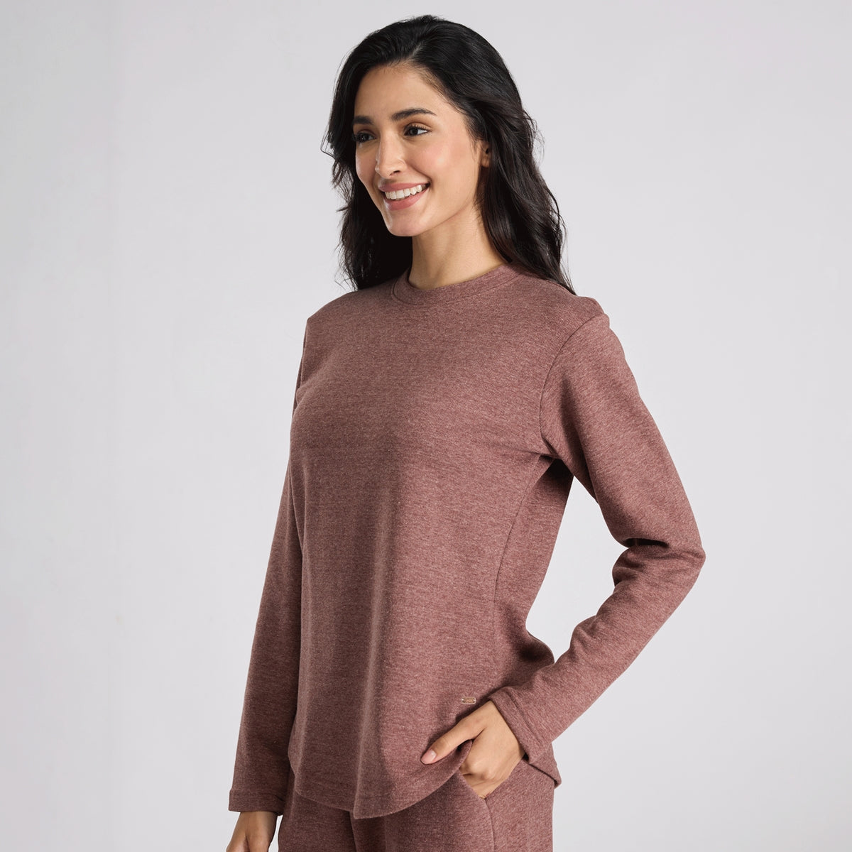 Nykd By Nykaa Fuzzy-soft Full Sleeve Warm Rib Textured Top With Flattering Hem Nys976 Brown