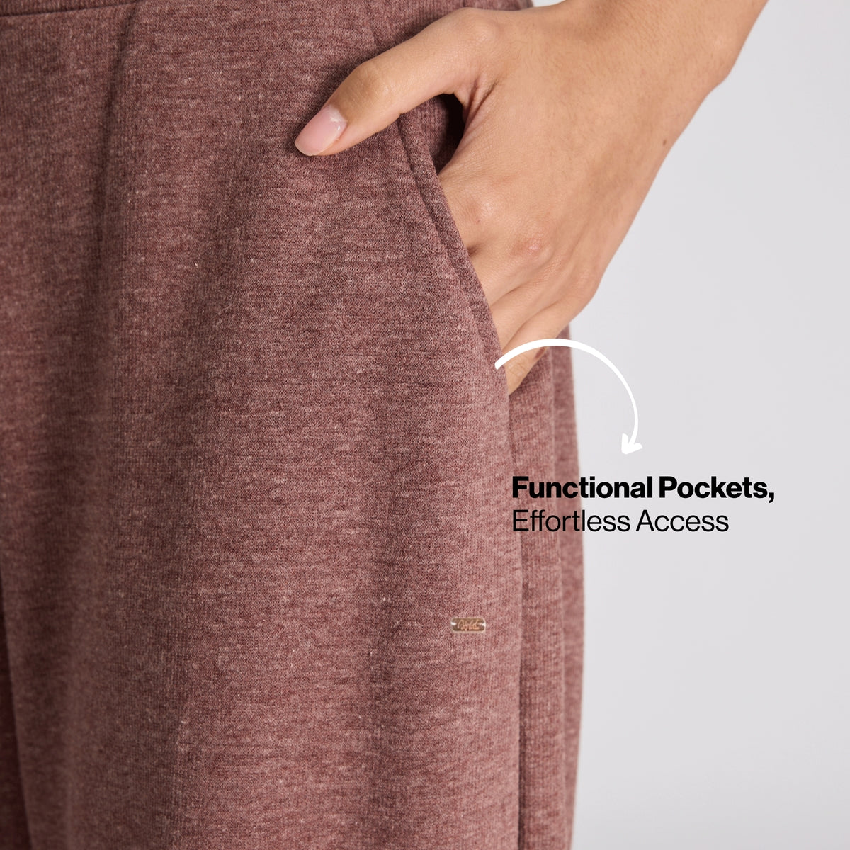 Nykd By Nykaa Fuzzy-soft Wide Leg Warm Rib Textured Pants With Pockets & Adjustable Waistband Nys977 Brown