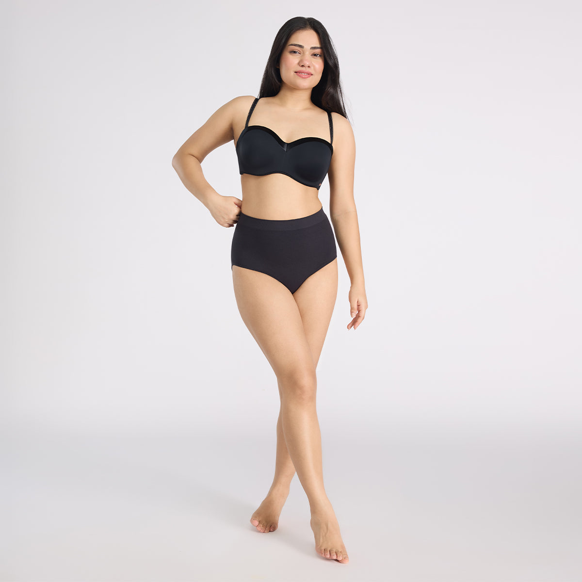 Nykd By Nykaa Everyday Seamfree Shaping Panty NYSH40 - Black