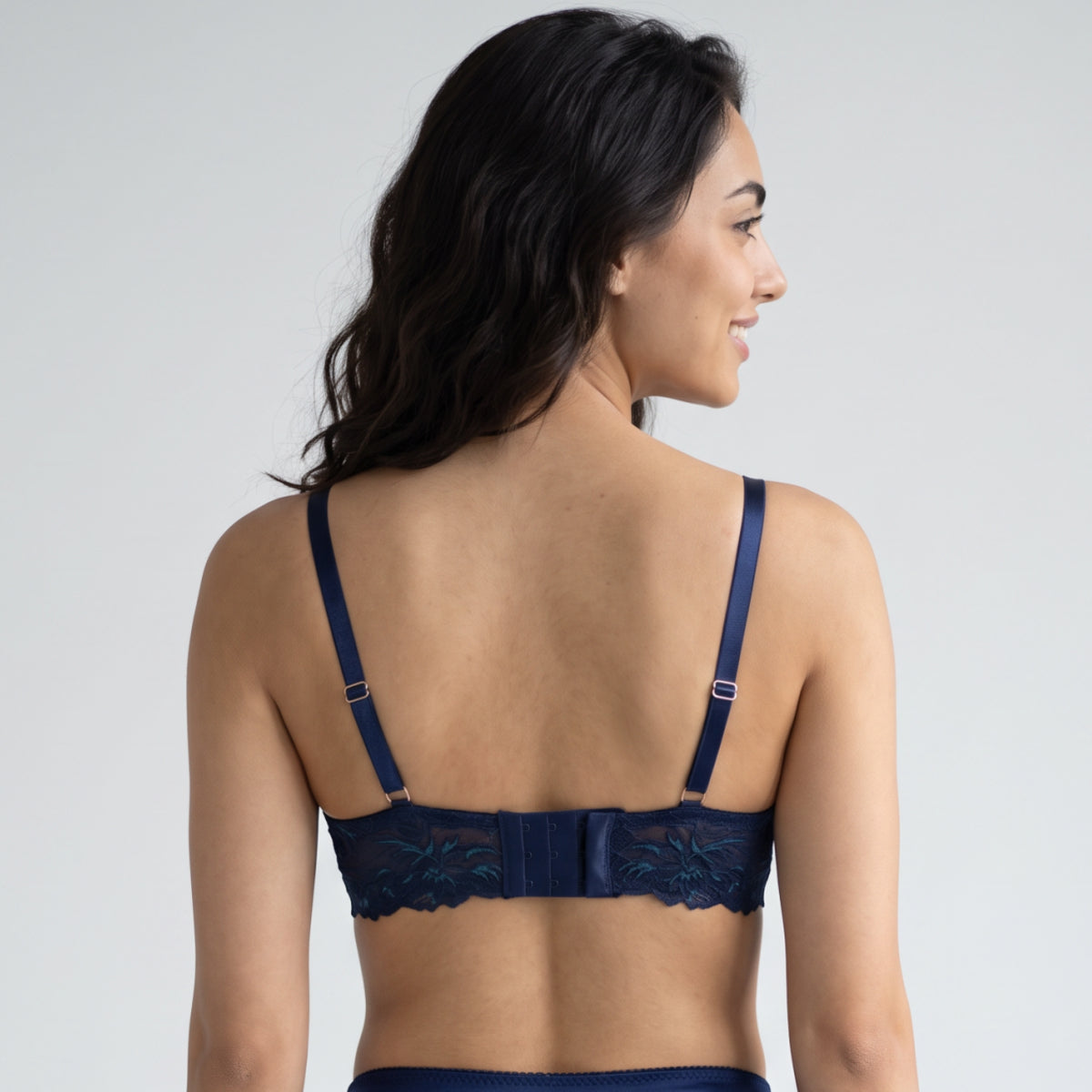 Nykd By Nykaa The Bridal Edit Lacy Padded Wired Bra-NYB478 Navy