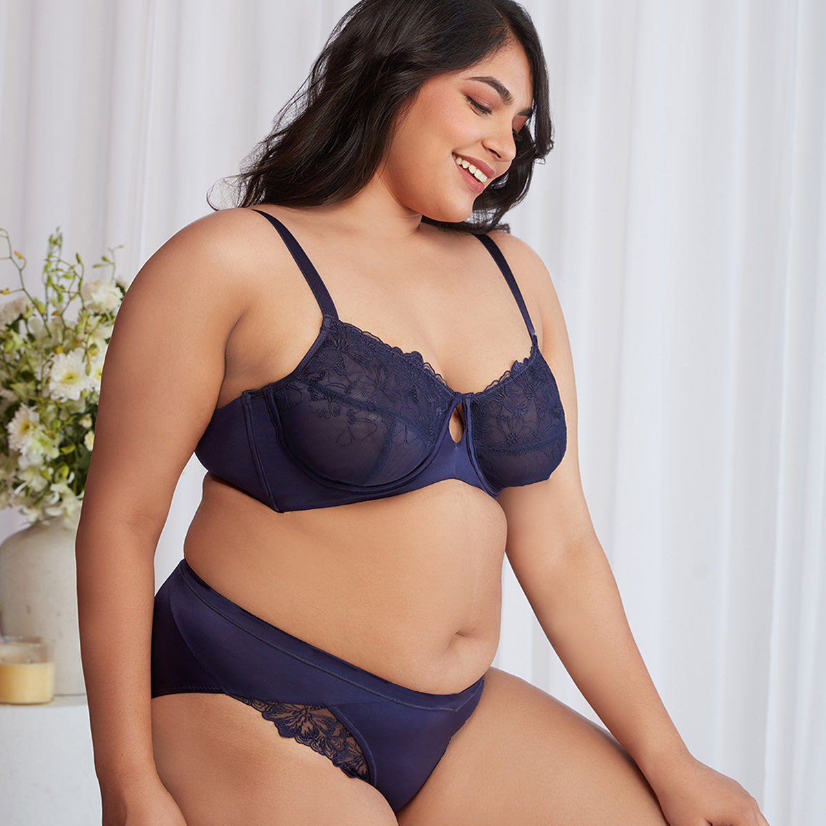Nykd By Nykaa Floral Mesh Underwired Non-padded Lace Bra-Navy NYB221