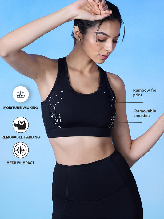 Sports Bra with Criss-cross straps and Back Closure - NYK310- Surf The –  Nykd by Nykaa